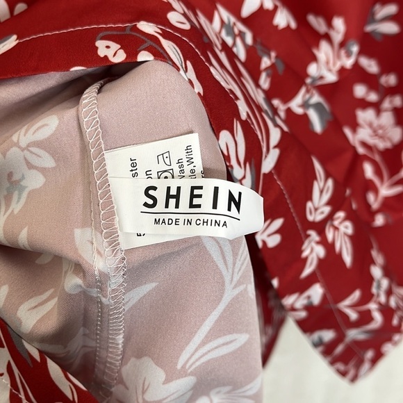❤️ 🆕 SHEIN Silk Tropical Hawaiian Shirt Size L - Picture 5 of 5